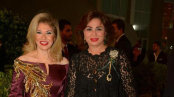 احتجاز  إلهام شاهين وهالة سرحان في مطار بغداد.. بسبب الحرب